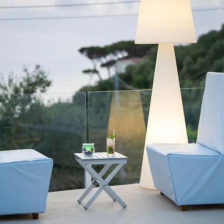 & Relais Freedom Club Hotel apartamentowy 3*